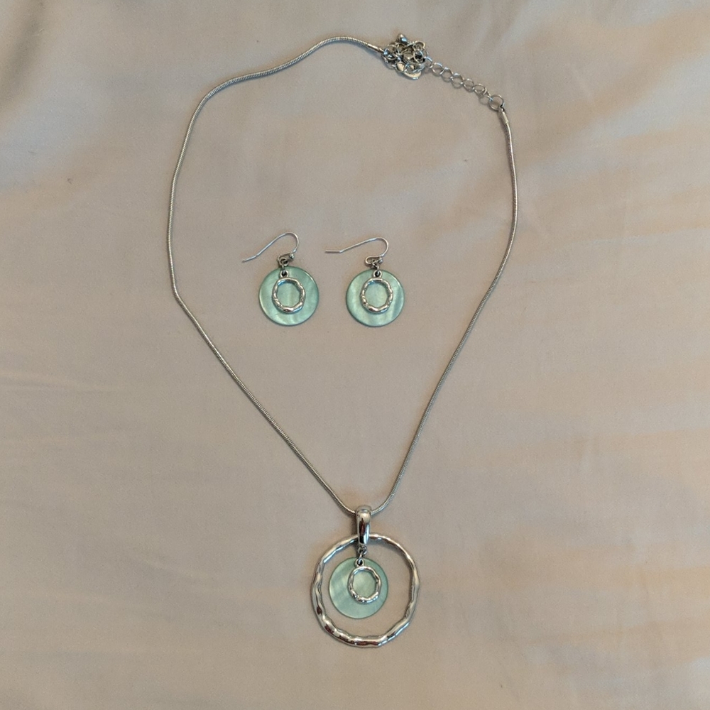 Lia Sophia Blue Circle Set